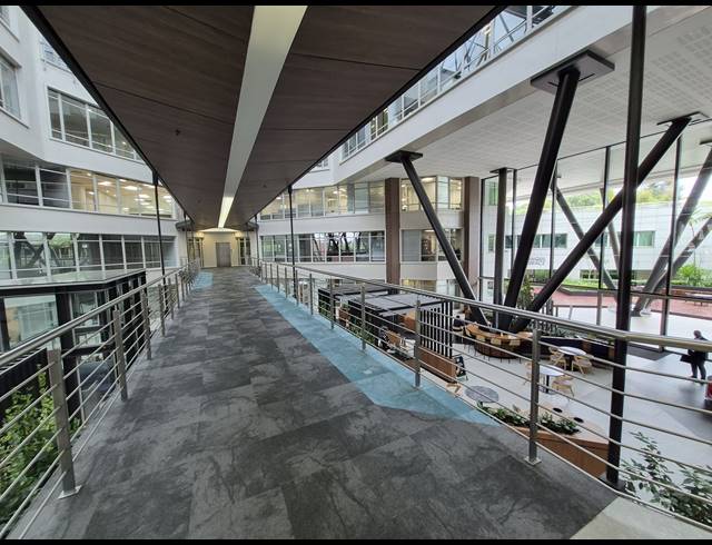 365M² OFFICE TO LET IN SANDTON CENTRAL